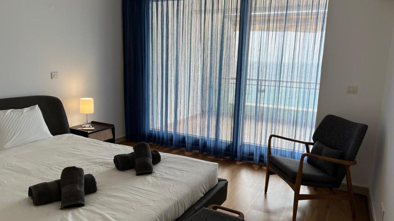 Sea Breeze Apartment Сесимбра Екстериор снимка