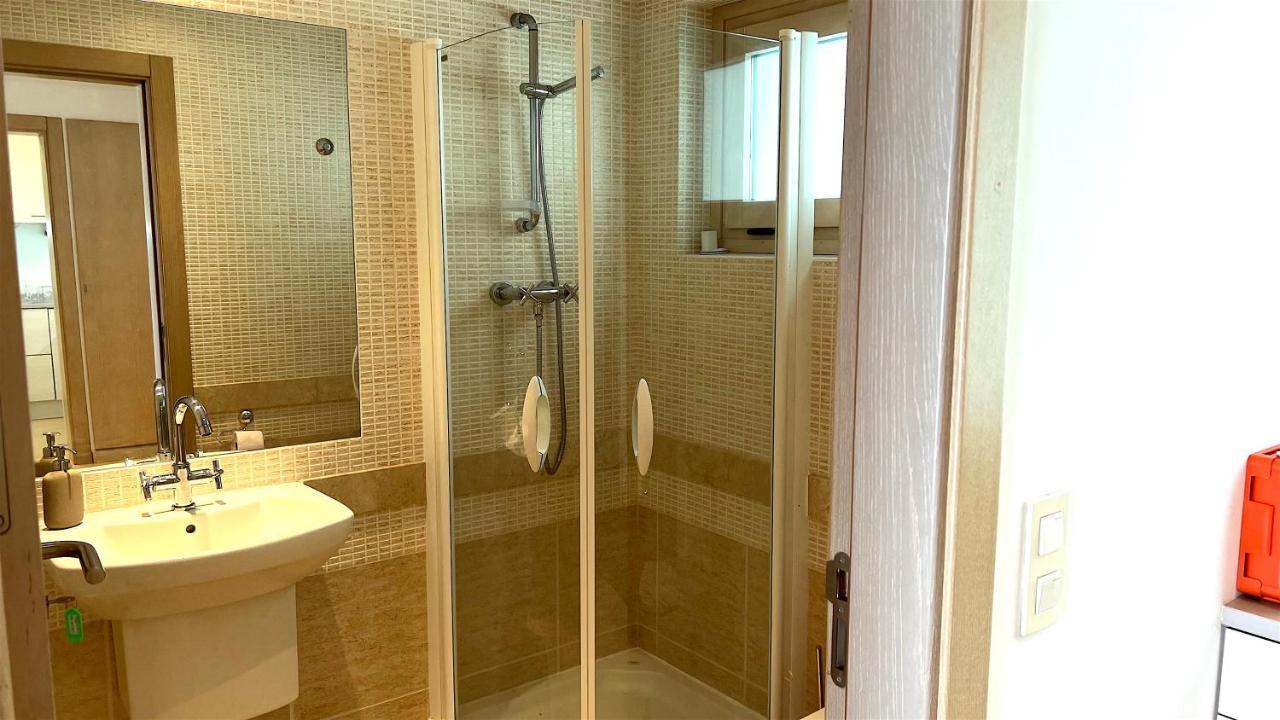 Sea Breeze Apartment Сесимбра Екстериор снимка