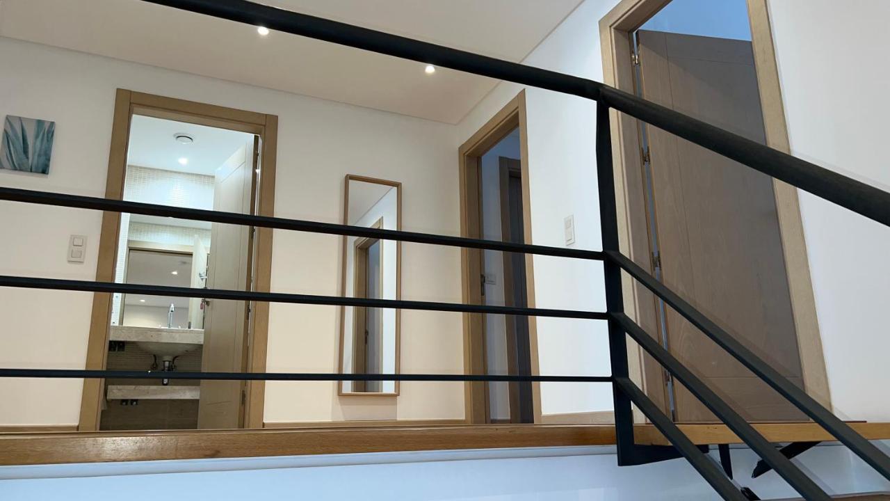 Sea Breeze Apartment Сесимбра Екстериор снимка