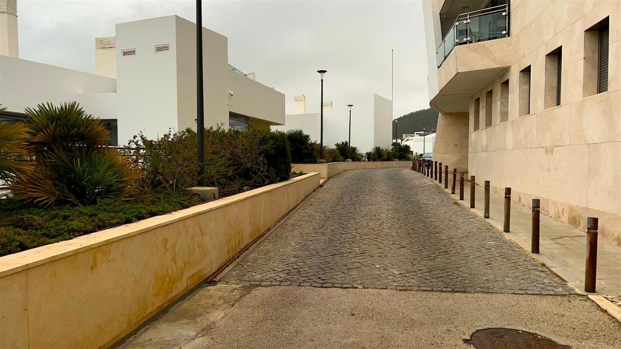 Sea Breeze Apartment Сесимбра Екстериор снимка